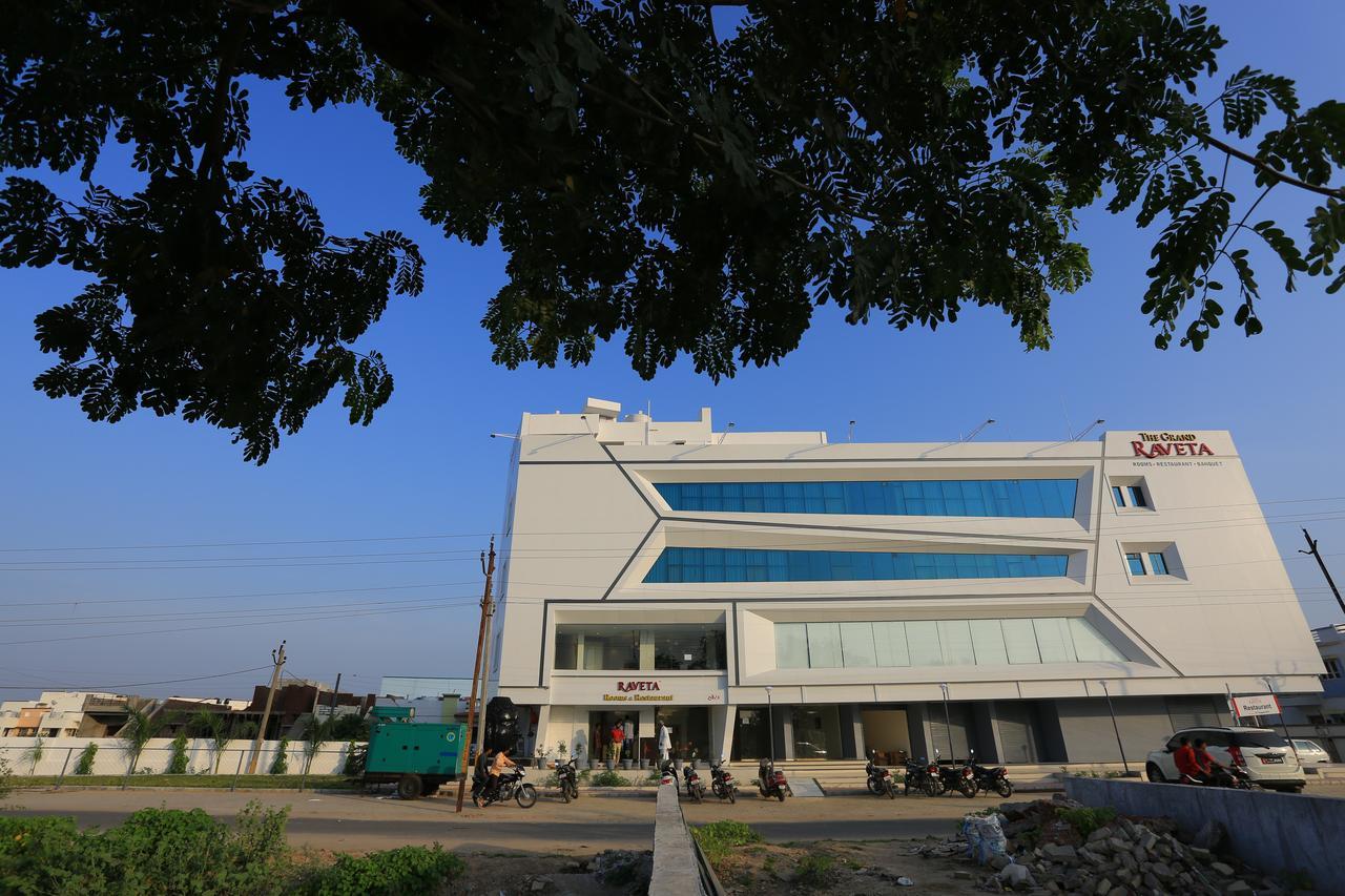 The Grand Raveta Hotel Patan  Exterior photo
