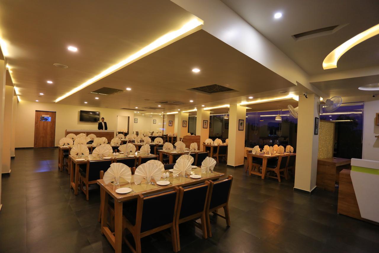 The Grand Raveta Hotel Patan  Exterior photo