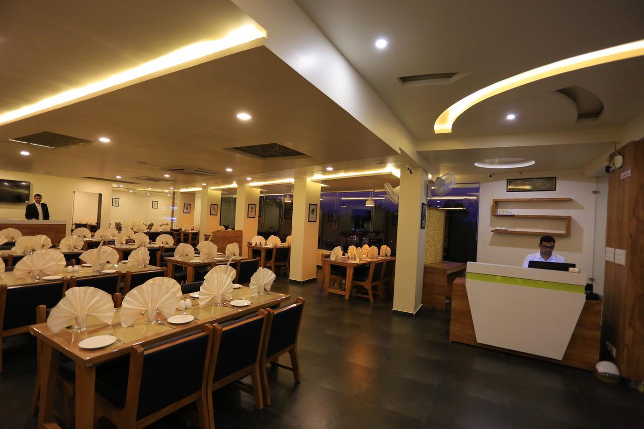 The Grand Raveta Hotel Patan  Exterior photo