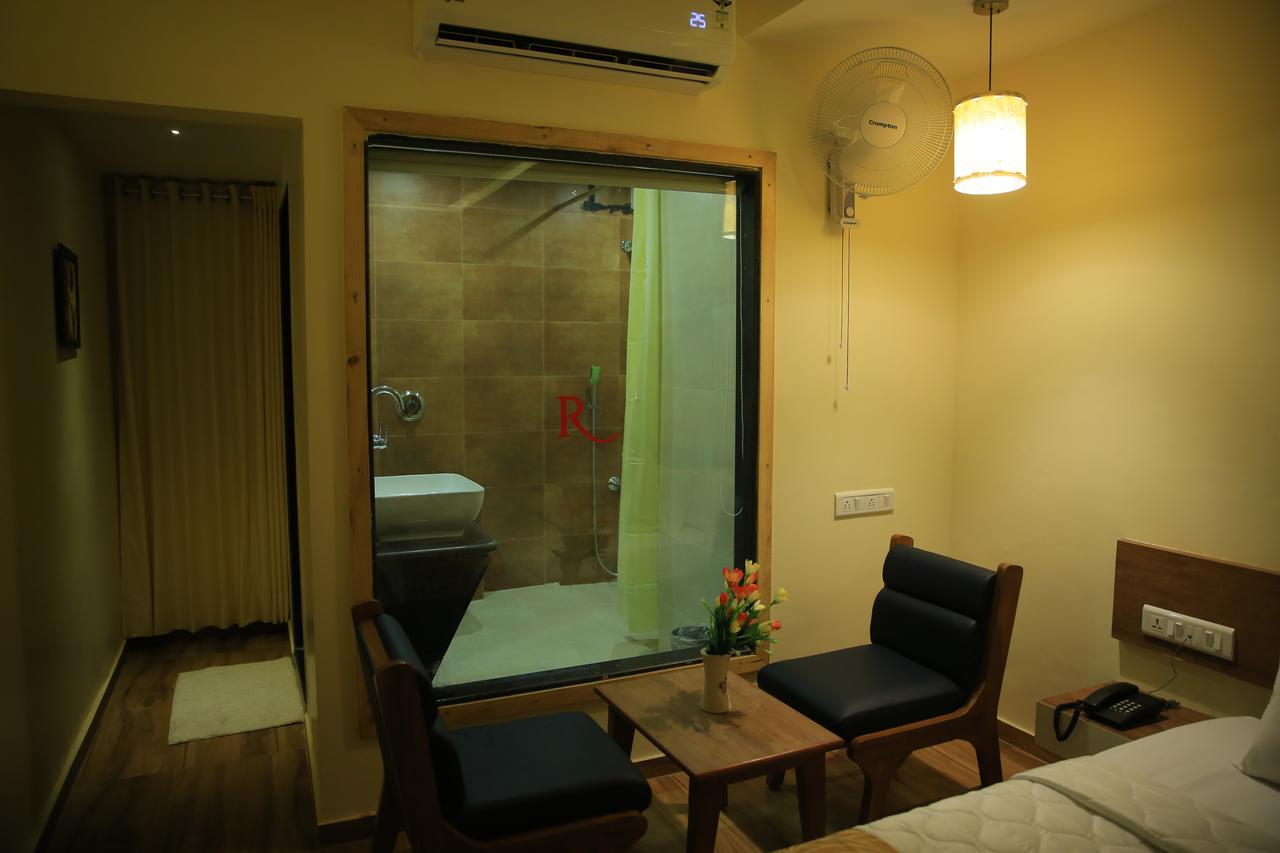 The Grand Raveta Hotel Patan  Exterior photo