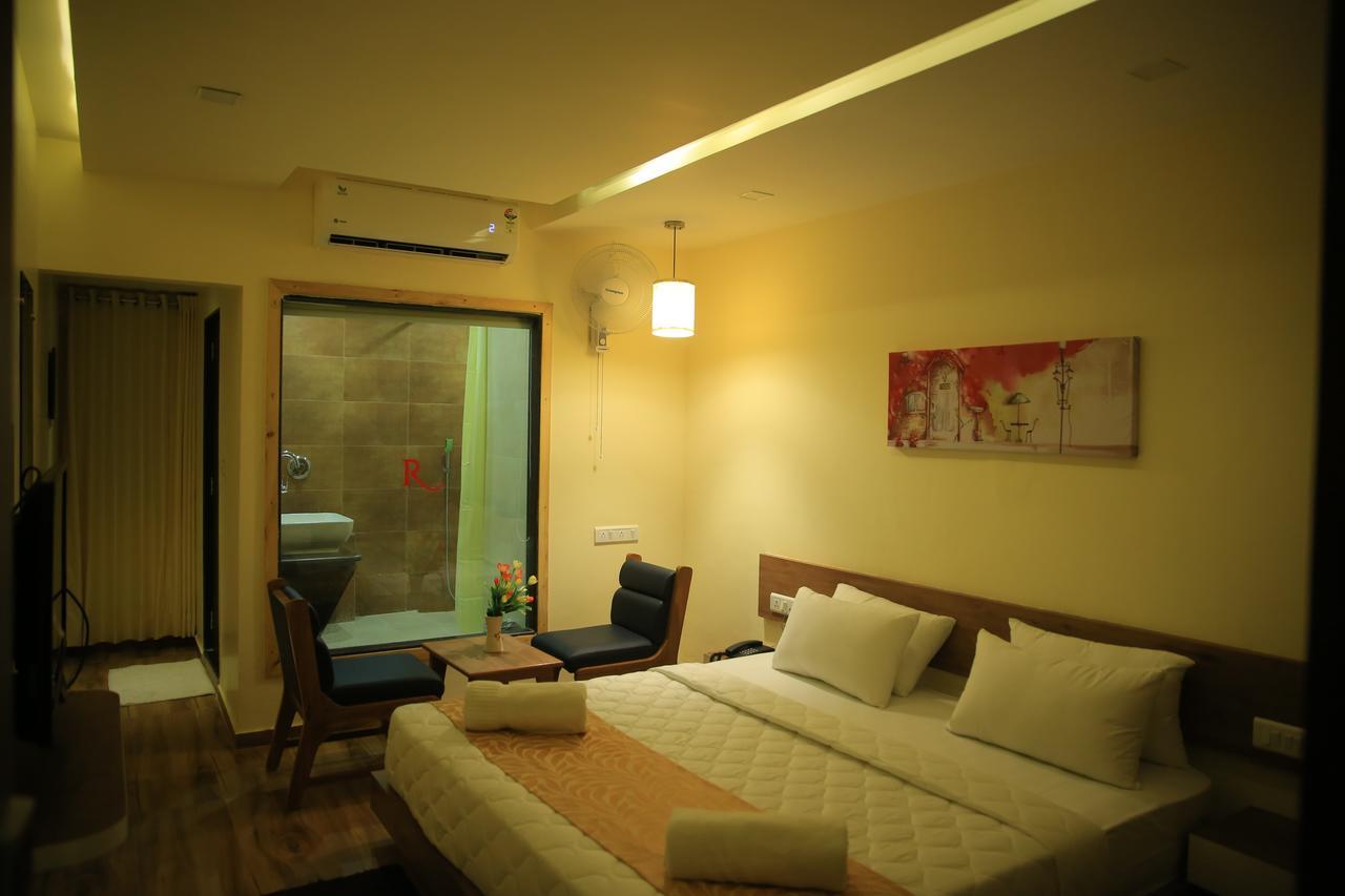 The Grand Raveta Hotel Patan  Exterior photo